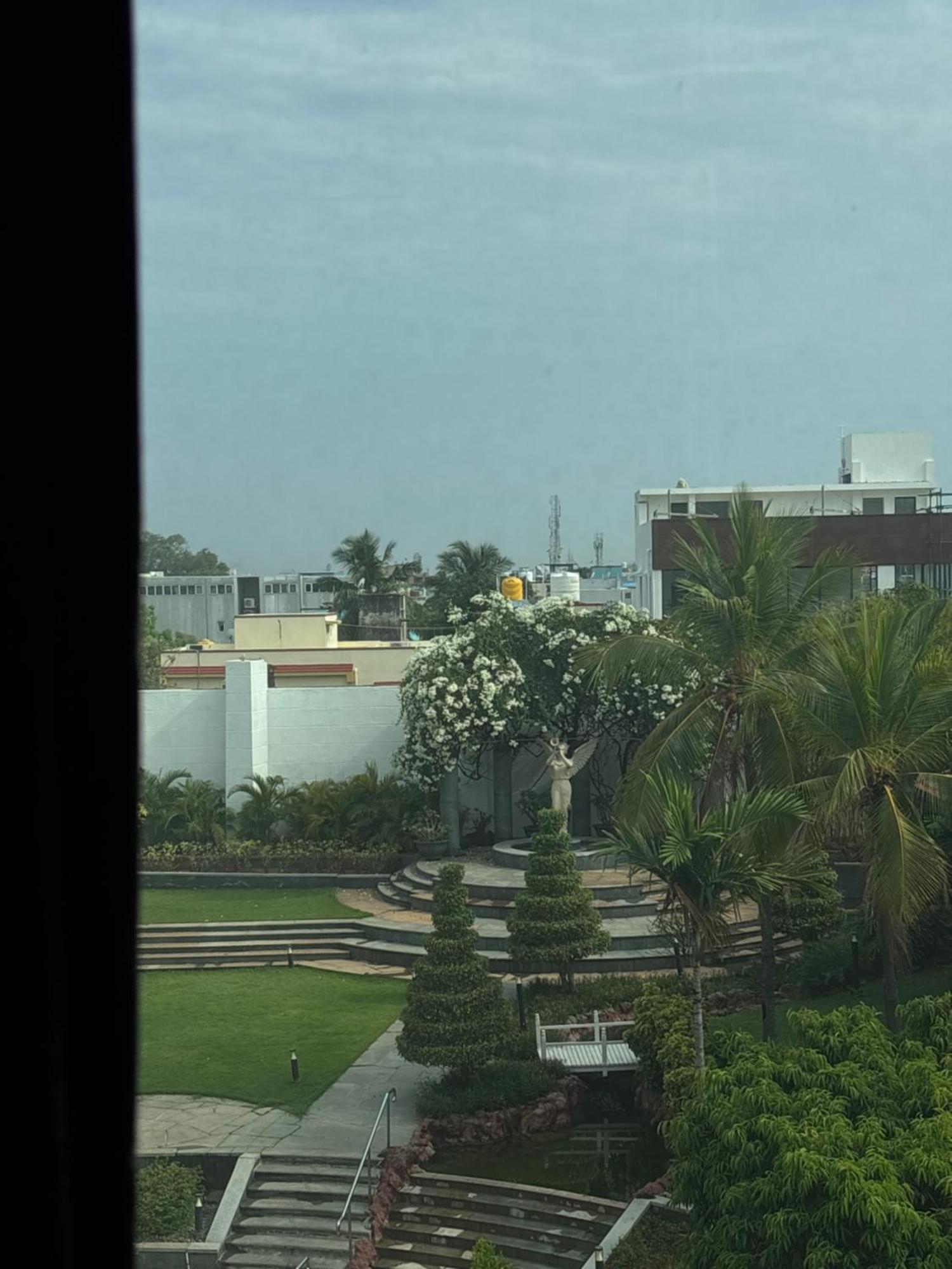 Le Royal Meridien Chennai Exterior foto
